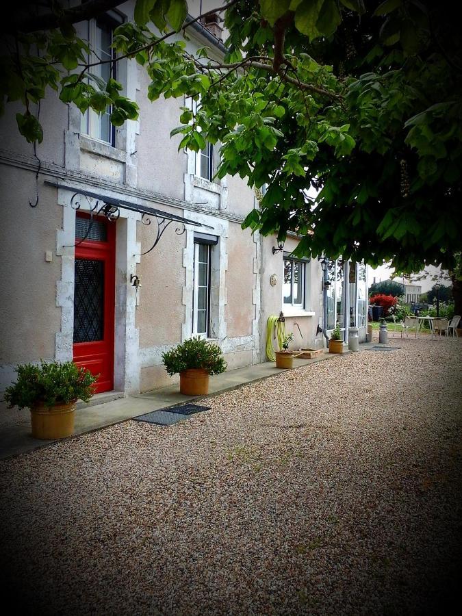 B&B Chez Annie Saint-Martin-de-Gurçon エクステリア 写真