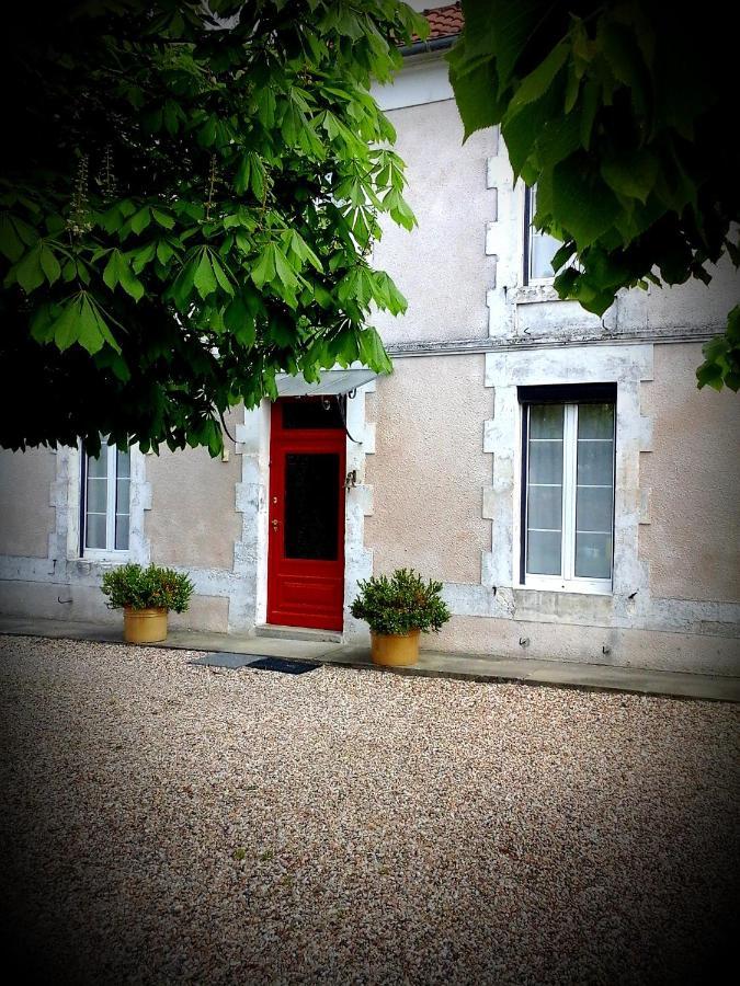 B&B Chez Annie Saint-Martin-de-Gurçon エクステリア 写真