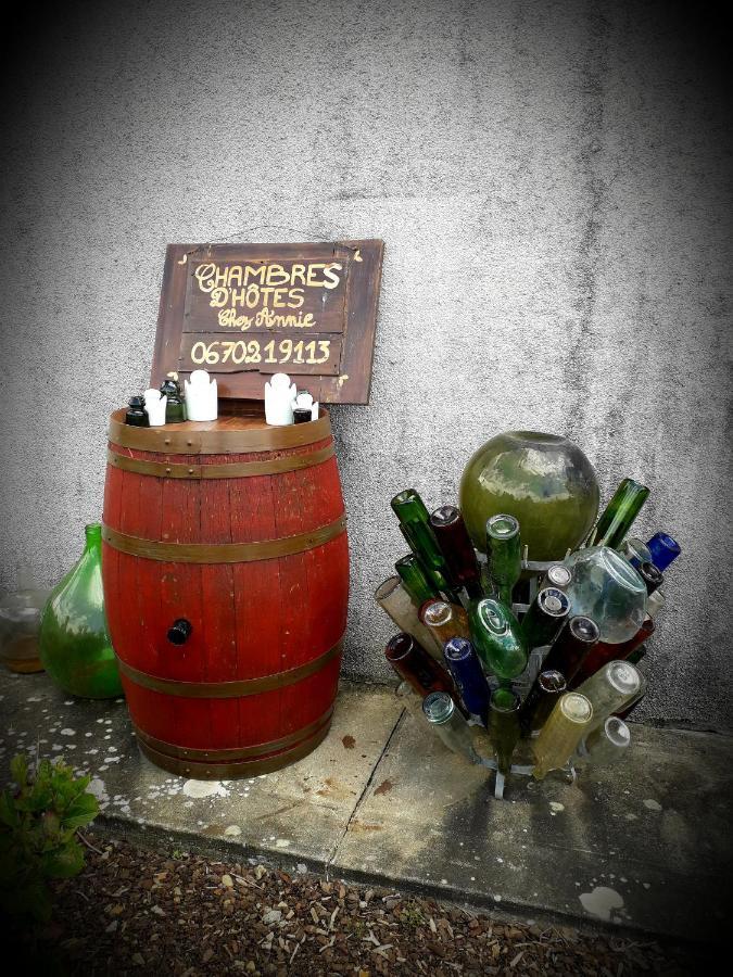 B&B Chez Annie Saint-Martin-de-Gurçon エクステリア 写真