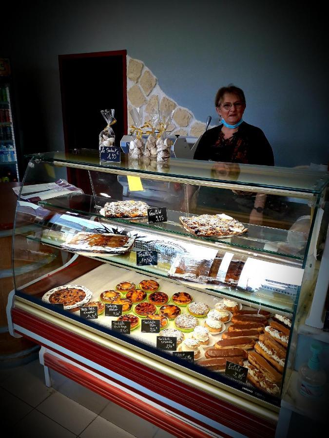 B&B Chez Annie Saint-Martin-de-Gurçon エクステリア 写真